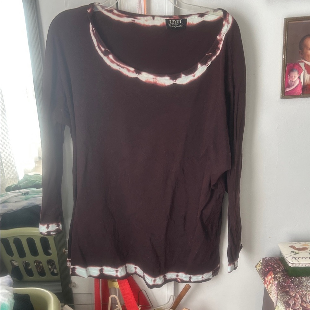 Tryst Women's Dark Brown Tie-Dye Long Sleeve Top